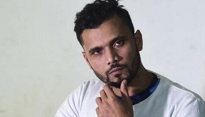 ব্যাটিং দেখে হতাশ মাশরাফি