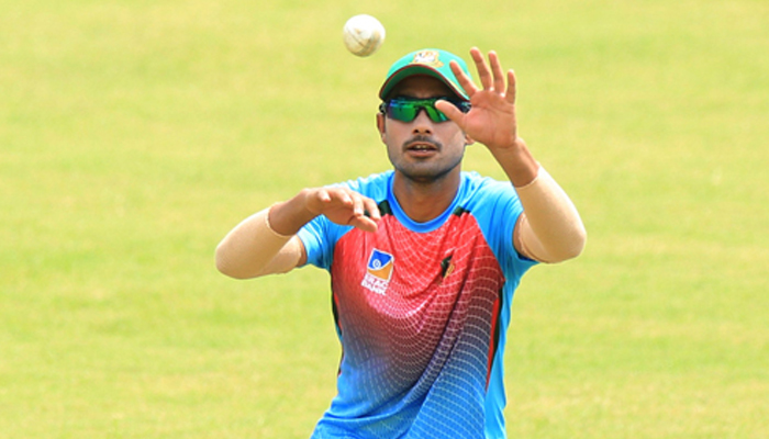 রাজকোটে অনুশীলনে মিঠুনের চোট