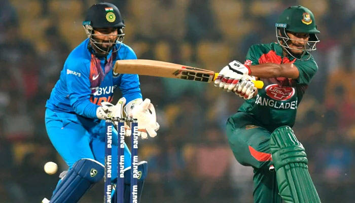 মেঘের কোলে এক ঝলক রোদ নাঈম