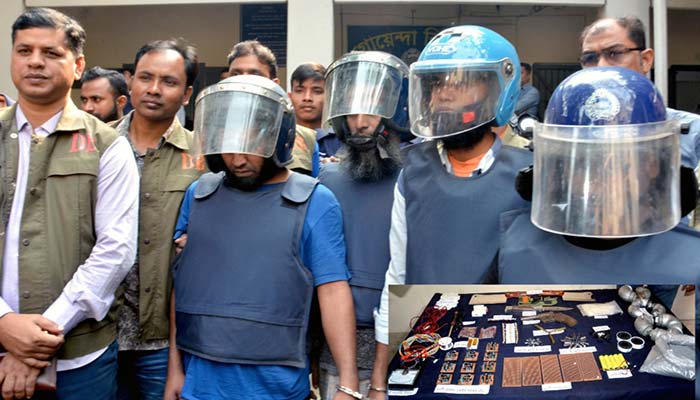 বগুড়ায় অস্ত্র, গুলি ও বোমাসহ ৪ জঙ্গি গ্রেফতার