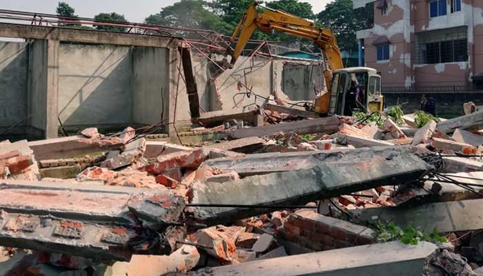 বগুড়ায় রেলওয়ের জায়গায় ‘মার্কেট বাণিজ্য’ ভেস্তে গেল