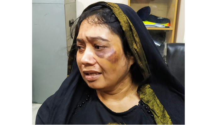 স্বামীর নির্যাতনের রোমহর্ষক বর্ণনা দিলেন এক আইনজীবী