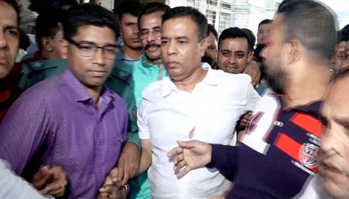বরিশালে বিএনপি নেতা আকন কুদ্দুস গ্রেপ্তার