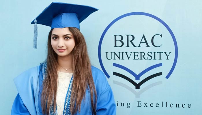 ভাইস চ্যান্সেলর স্বর্ণপদক পেলেন ডালিয়া রহমান