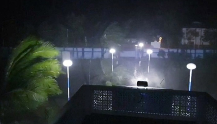 পশ্চিমবঙ্গ উপকূলে বুলবুলের আঘাত