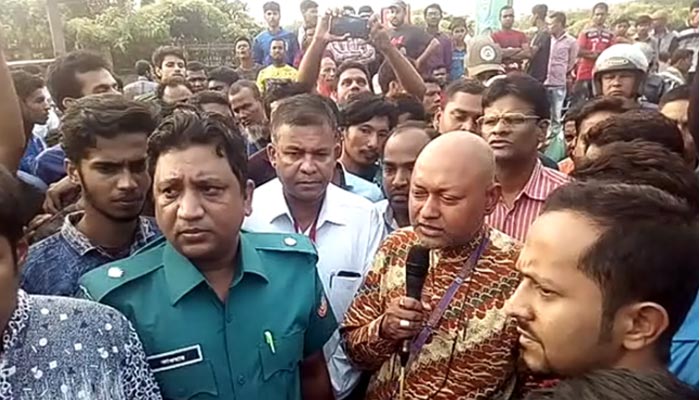 বেরোবি শিক্ষার্থীদের দাবি মেনে নিলেন ভিসি, কর্মসূচি স্থগিত