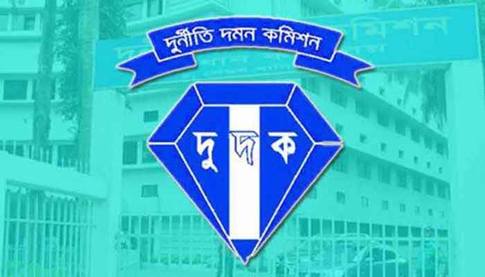 পাঁচ জেলার ৭ জনকে গ্রেফতার করেছে দুদক
