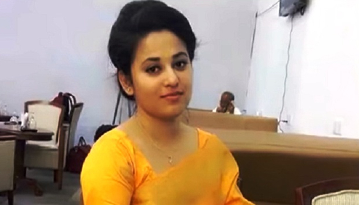 এমপি রতনের স্ত্রী শিক্ষিকা ঝুমুর সাসপেন্ড