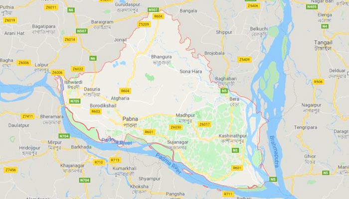 পাবনায় সড়ক দুর্ঘটনায় শিশু নিহত