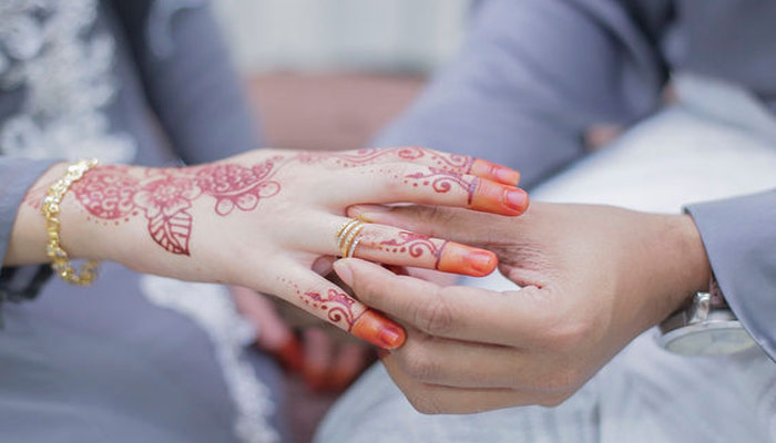 বিয়ের আগে করতেই হবে তিন মাসের কোর্স!