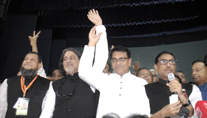 যুবলীগের চেয়ারম্যান পরশ, সাধারণ সম্পাদক নিখিল
