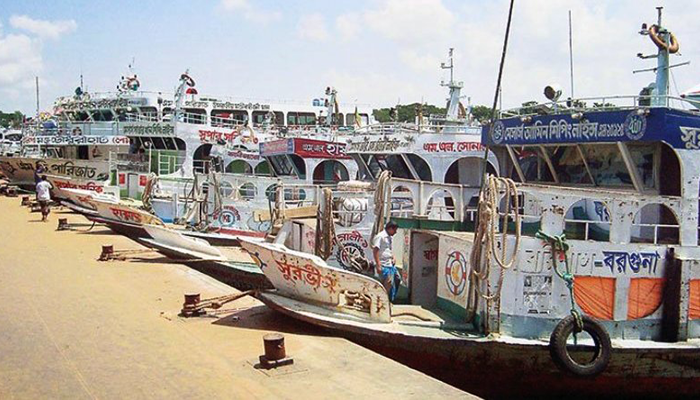 মধ্যরাত থেকে নৌযান শ্রমিকদের ধর্মঘট