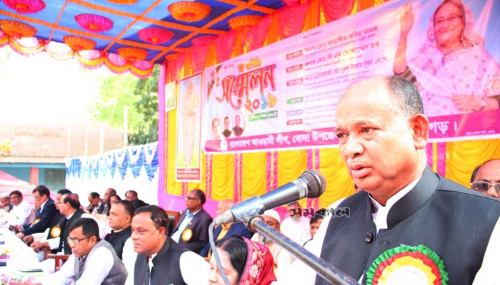 বাংলাদেশ এখন বিশ্বের একটি রোল মডেল: রেলমন্ত্রী