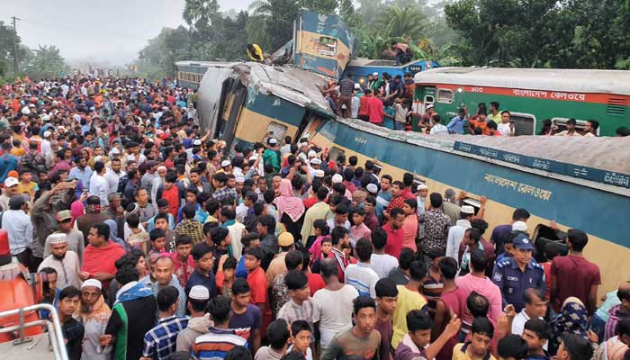 কসবায় ট্রেন দুর্ঘটনা: চি‌কিৎসাধীন বৃদ্ধের মৃত্যু