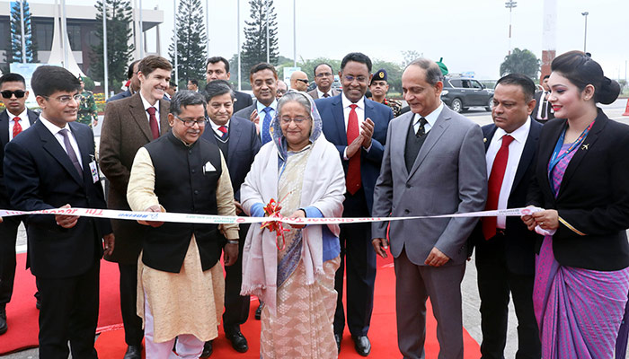 নিয়ম না মানলে তার বিমানে চড়াই বন্ধ হয়ে যাবে: প্রধানমন্ত্রী