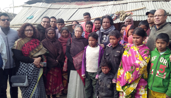 বিরলে কড়া সম্প্রদায়ের দিন কাটছে আতঙ্কে