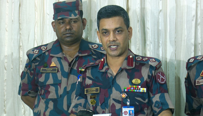 ‘আমি স্বপদে বহাল আছি, আপনারা গুজব ছড়াবেন না’