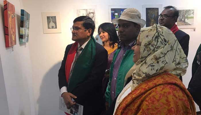 জাপানে ৬ বাংলাদেশিসহ ৩০ শিল্পীর চিত্র প্রদর্শনী