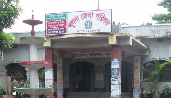 সাবেক প্রধান সহকারীর বিরুদ্ধে ২৪ লাখ টাকা আত্মসাতের অভিযোগ
