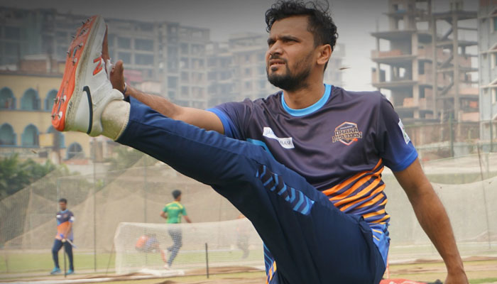 শক কাটিয়ে উঠতে পারেননি মাশরাফি