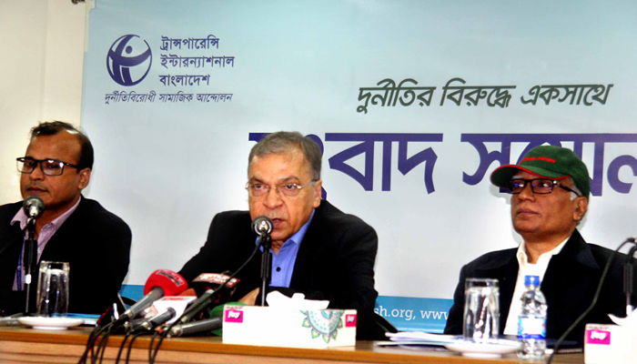 রোহিঙ্গা শিবিরে এনজিওর ব্যয়ে স্বচ্ছতার অভাব: টিআইবি