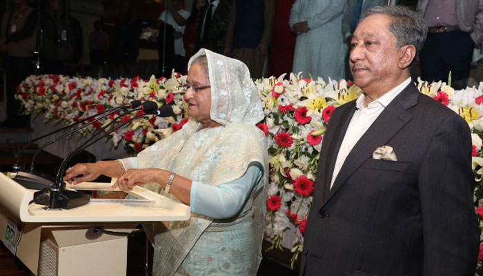 বঙ্গবন্ধু বিপিএলের উদ্বোধন করলেন প্রধানমন্ত্রী