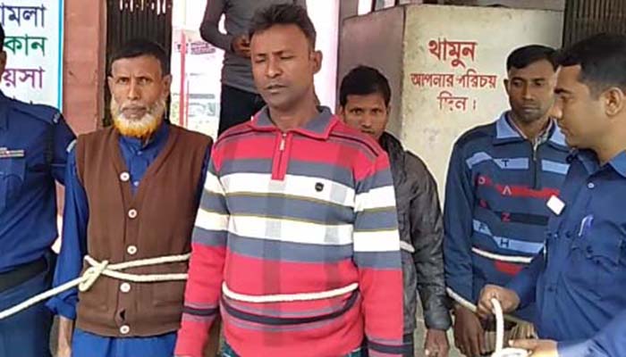 উল্লাপাড়ায় গৃহবধূর চুল কাটা মামলার ৪ আসামি গ্রেফতার