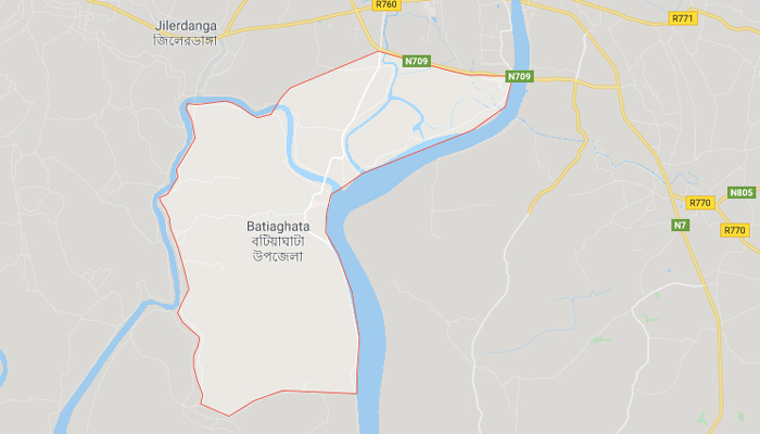 বটিয়াঘাটায় মারধর করে এক ব্যক্তির টাকা ছিনতাই