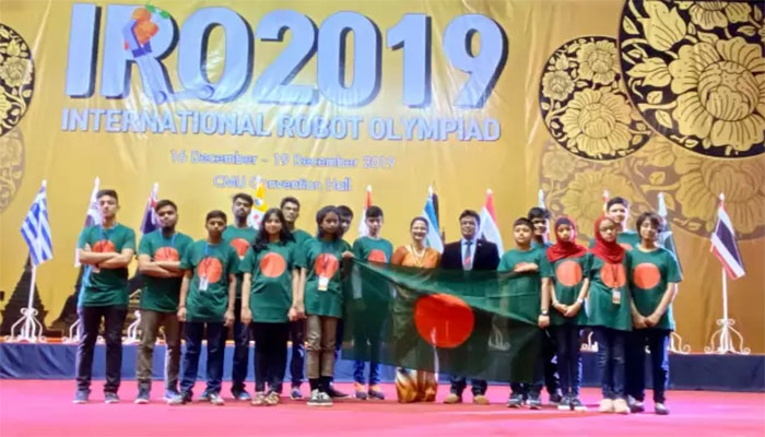 রোবট অলিম্পিয়াডে স্বর্ণসহ ১০ পদক বাংলাদেশের