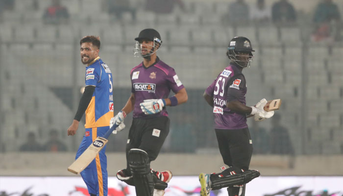 চট্টগ্রামকে বড় ব্যবধানে হারালো খুলনা টাইগার্স