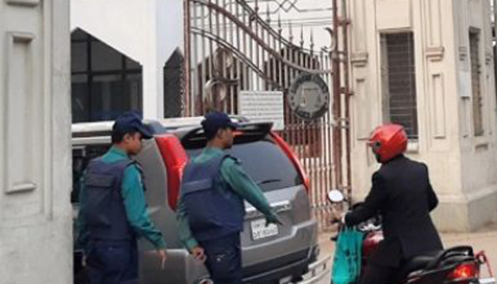 খালেদার জামিন শুনানি ঘিরে আদালতপাড়ায় কঠোর নিরাপত্তা
