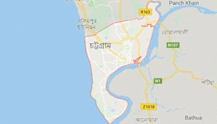 চট্টগ্রামে কাভার্ডভ্যান চাপায় মোটরসাইকেল আরোহী নিহত