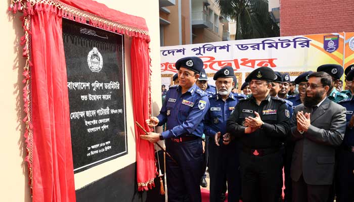 পুলিশকে জনগণের পুলিশ হতে হবে: আইজিপি