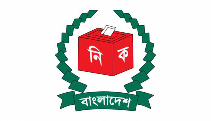 বিতর্কিত কাউন্সিলররাই মাঠ দাপিয়ে বেড়াচ্ছেন