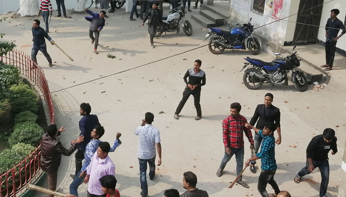 ফরিদগঞ্জে আওয়ামী লীগের দু’পক্ষে সংর্ঘষ