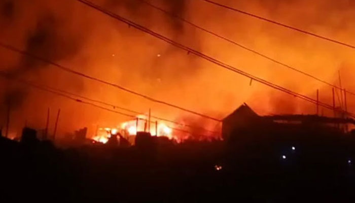মিরপুর কালশীতে বস্তির আগুন নিয়ন্ত্রণে