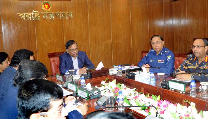 বড়দিন ও থার্টিফার্স্টে উন্মুক্ত স্থানে অনুষ্ঠান নয়