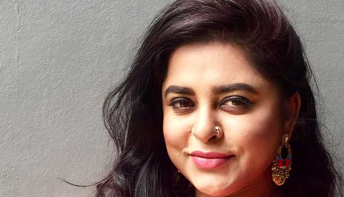 ‘মায়া’ দেখতে নায়িকার আমন্ত্রণ