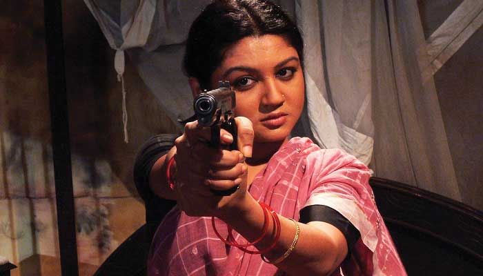 মুক্তিযুদ্ধ মঞ্চে গানে চলচ্চিত্রে