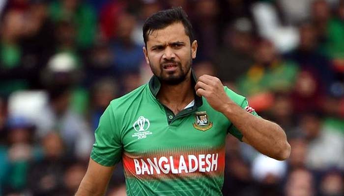 কেন্দ্রীয় চুক্তিতে থাকবেন তো মাশরাফি?