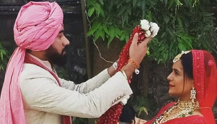 বিয়ে করলেন 'থ্রি ইডিয়টসে'র সেই অভিনেত্রী