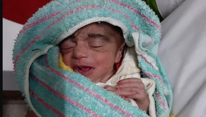 হাসপাতালে নবজাতককে রেখে উধাও মা