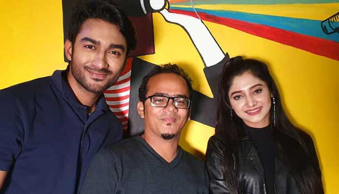 ‘সাইকোতে’ নায়ক রোশান নায়িকা পূজা