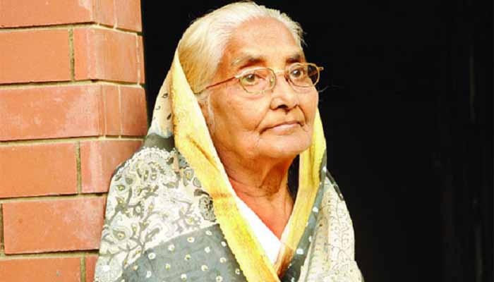 ভাষাসৈনিক রওশন আরা বাচ্চু  আর নেই