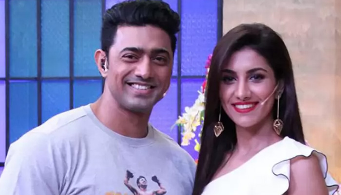দেবকে নিয়ে পরিকল্পনার কথা এড়িয়ে গেলেন রুক্মিণী দেবকে নিয়ে পরিকল্পনার কথা এড়িয়ে গেলেন রুক্মিণী