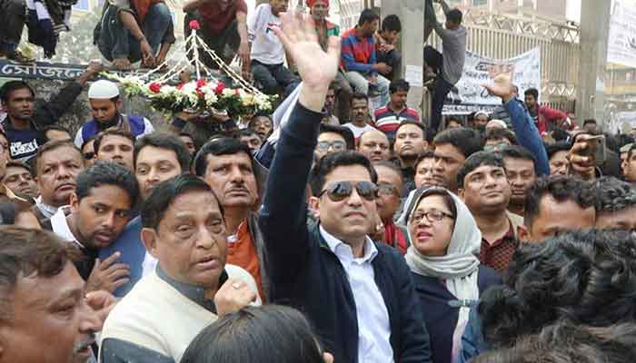 হিন্দু ধর্মাবলম্বীদের প্রতি তাপসের সমবেদনা