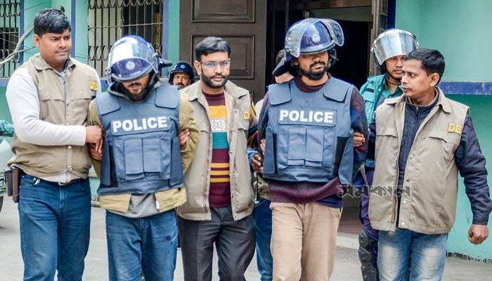 রিমোট কন্ট্রোল বোমা বানাত ওরা