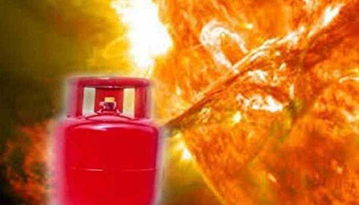 নোয়াখালীতে গ্যাস সিলিন্ডার বিস্ফোরণে দু'জনের মৃত্যু