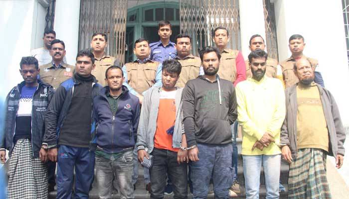 মোবাইল টাওয়ারের যন্ত্রাংশ চুরিতে সাবেক কর্মীরা