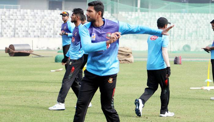 নিরাপত্তা নয়, সিরিজে চোখ মাহমুদুল্লাহর